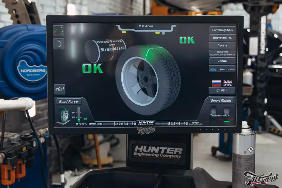 Фирменный шиномонтаж на стендах Hunter для Chevrolet Impala: собрали комплект колес Dayton Wire Wheels с системой knock-off!